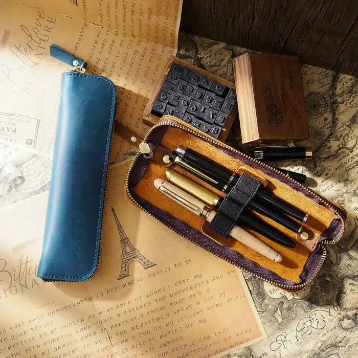 Trousse à crayons en cuir véritable avec fermeture éclair, pochette à stylos rétro Vintage pour écoliers, sac de papeterie en cuir de vache avec 4 emplacements pour stylos, vente en gros 10