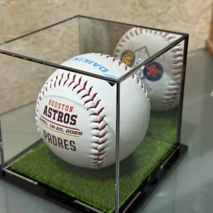 GfkvdFLNnxeeGkWTNI Cropped